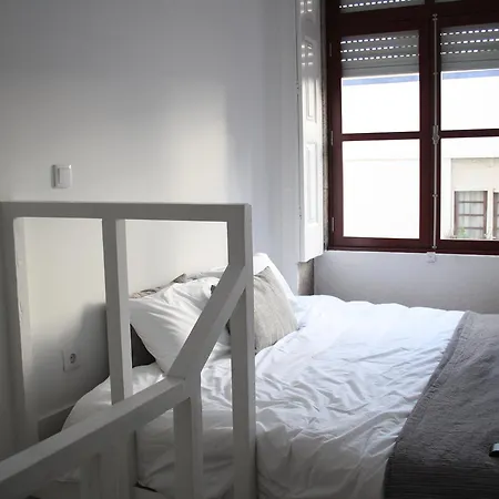 Hostal Iporto Suites