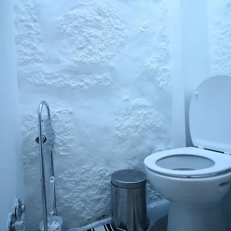 Hostal Iporto Suites *