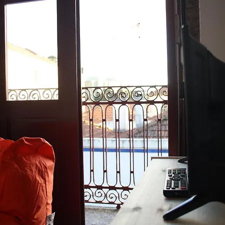 Iporto Suites Хостел *