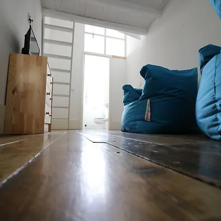 Iporto Suites Хостел *